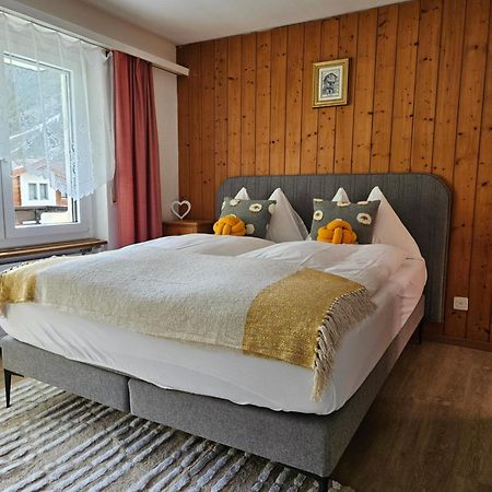 Apartment Klein Matterhorn - Haus Miranda Täsch Esterno foto