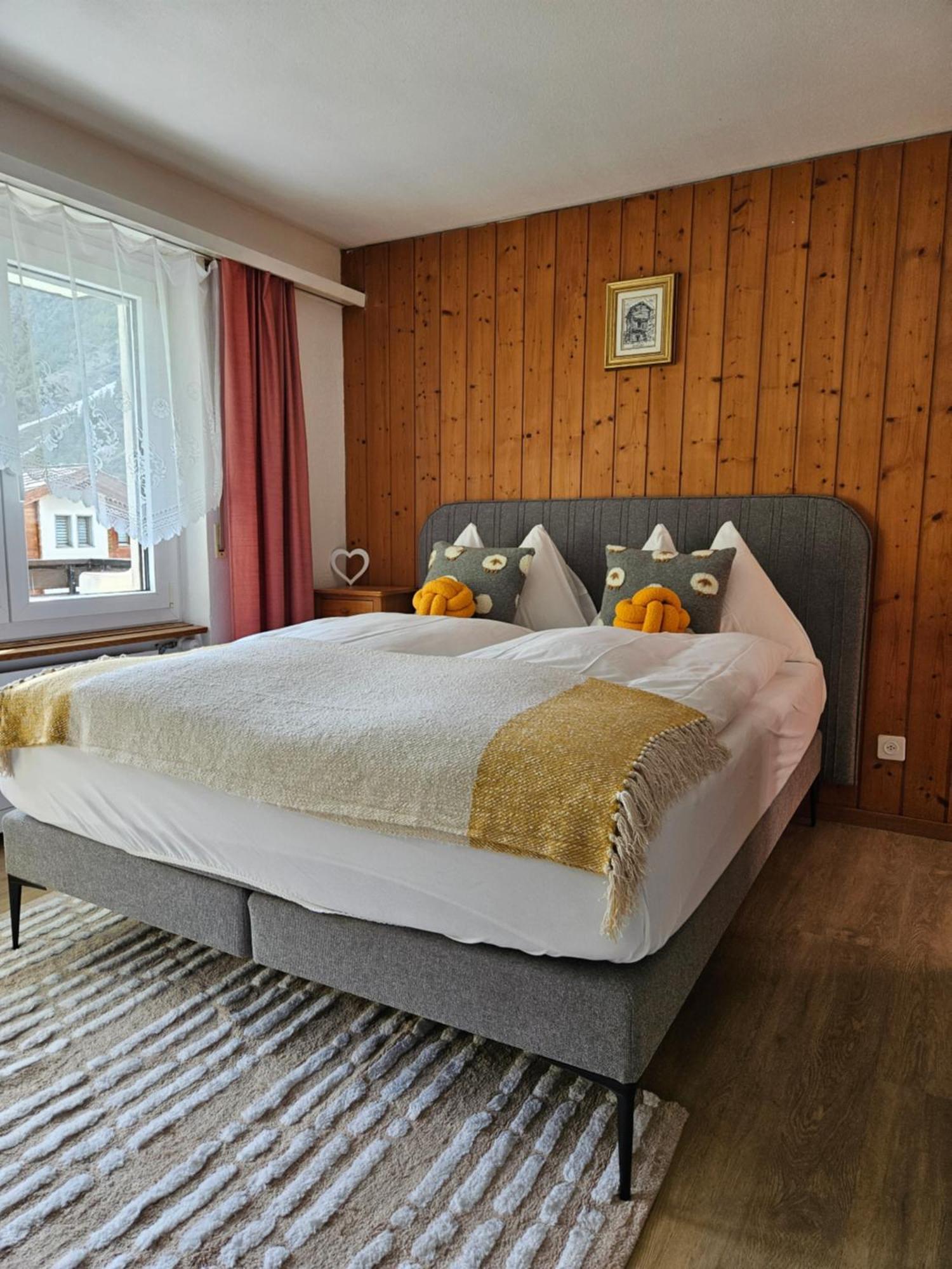 Apartment Klein Matterhorn - Haus Miranda Täsch Esterno foto